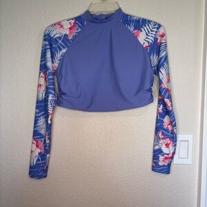 Laguna Long Sleeve Women's Swim Crop‎ top, Perriwinkle Blue Lilac floral